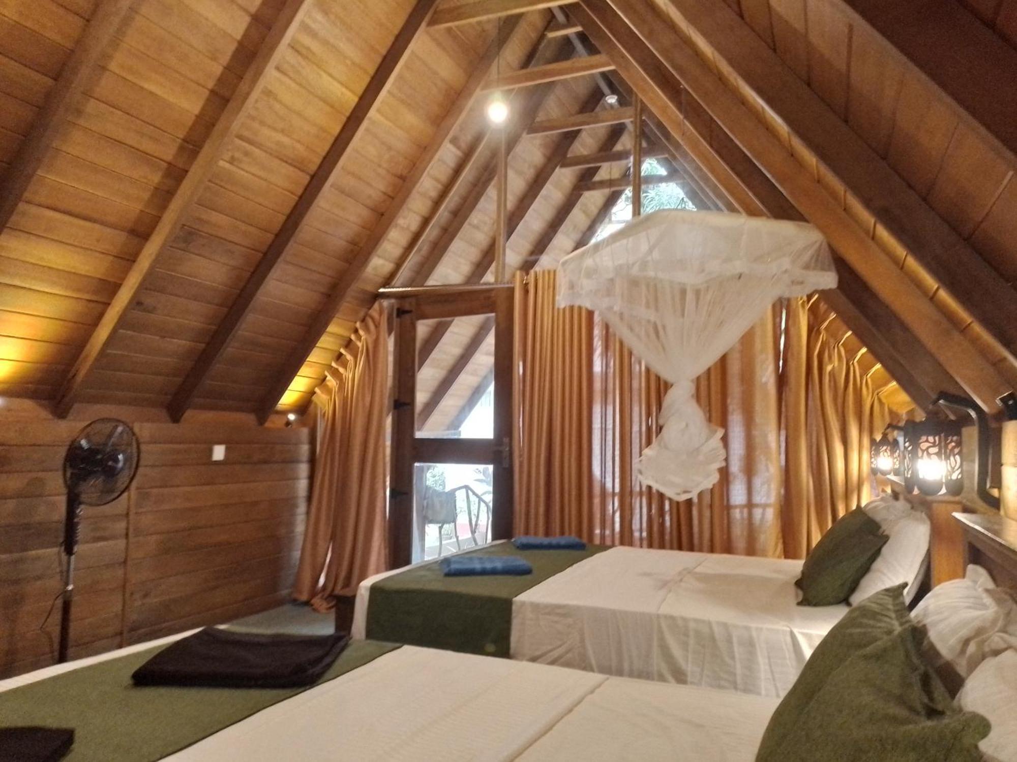 Habarana New Star Homestay エクステリア 写真