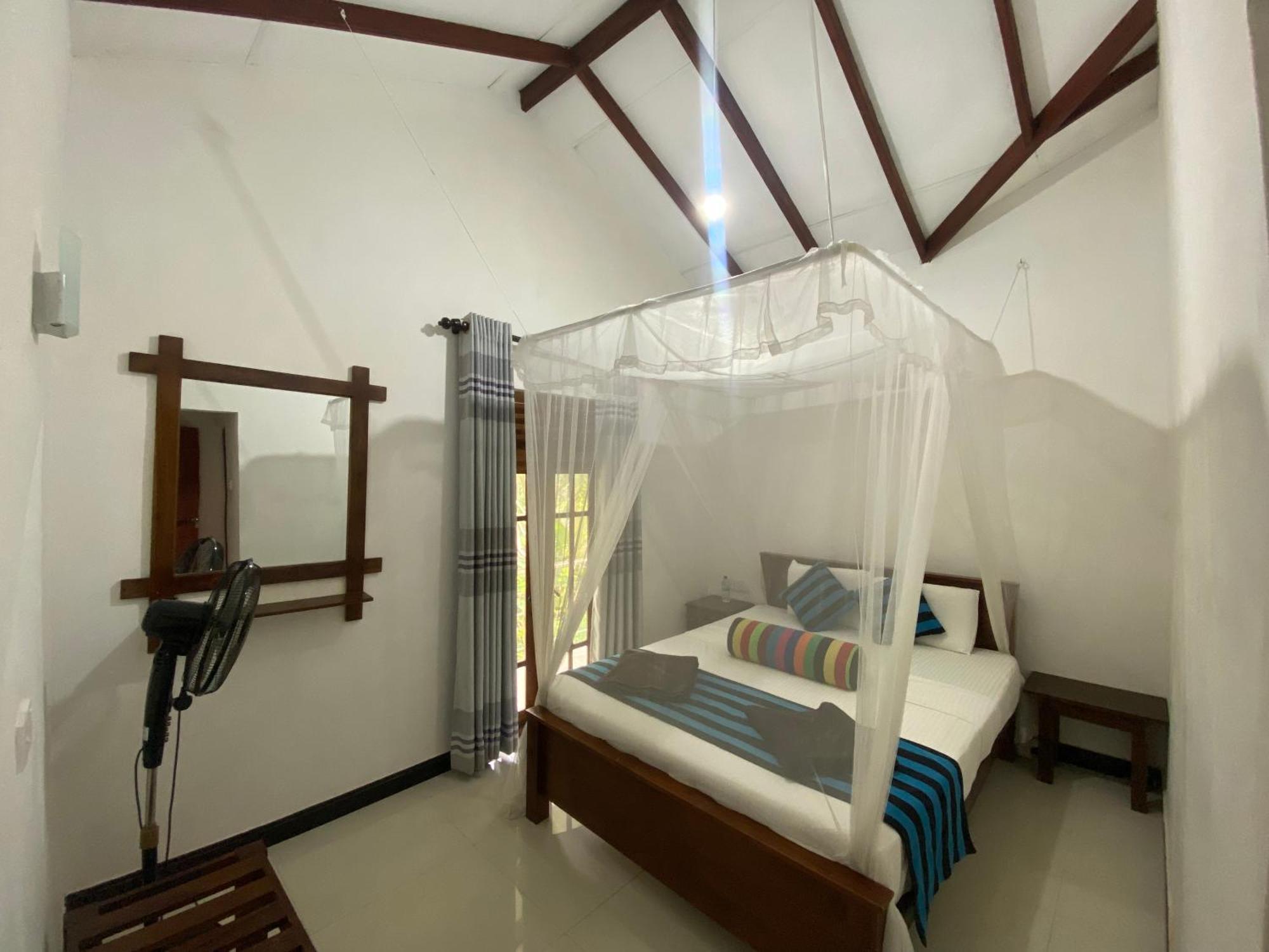 Habarana New Star Homestay エクステリア 写真